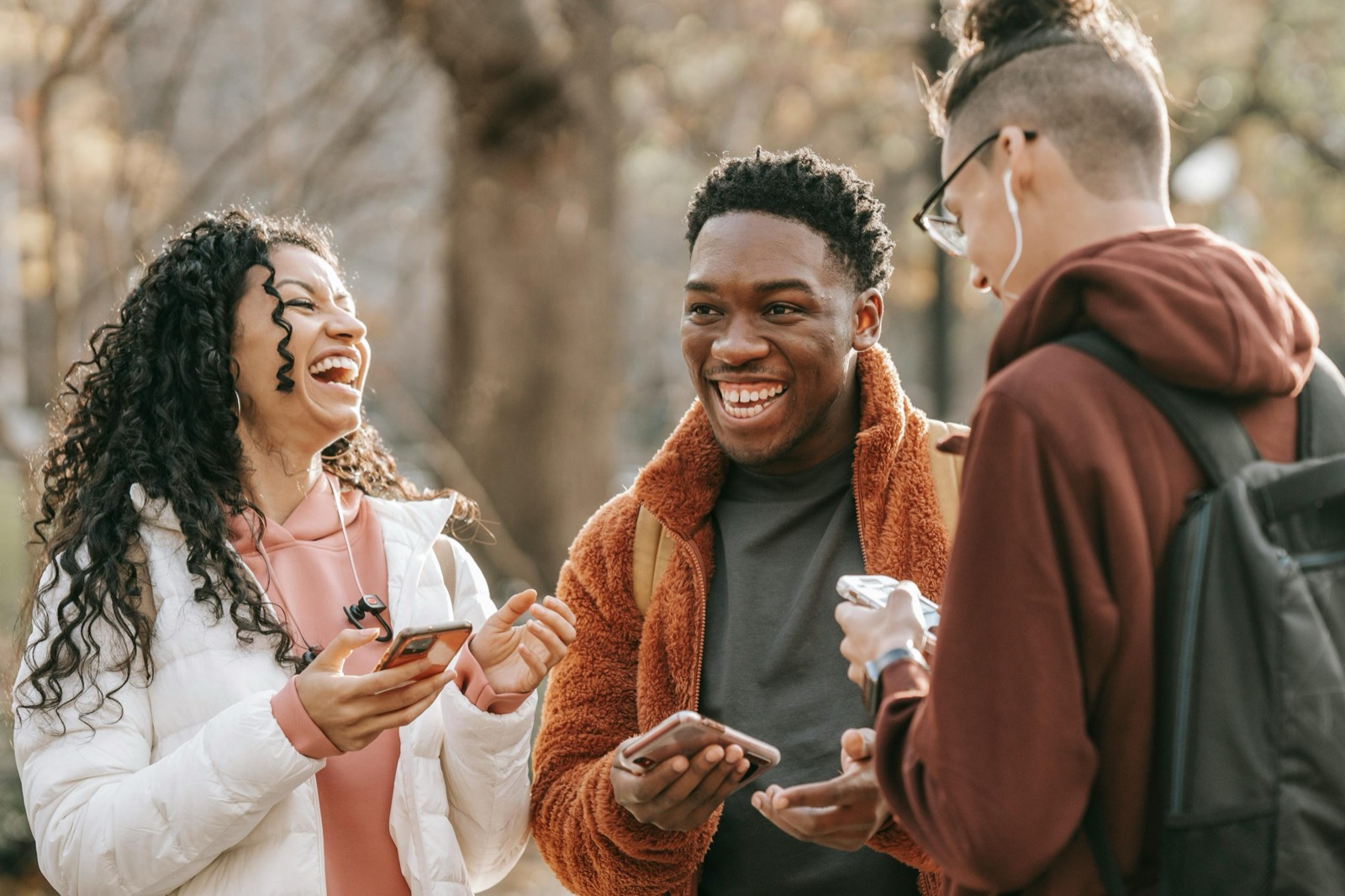 Master The Art of Building Unstoppable Community with Social Media